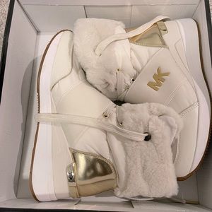 Michael Kors Winter Boot (New)